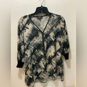 Lafayette 148 Black and White Abstract  Pattern Silk Top Size P
